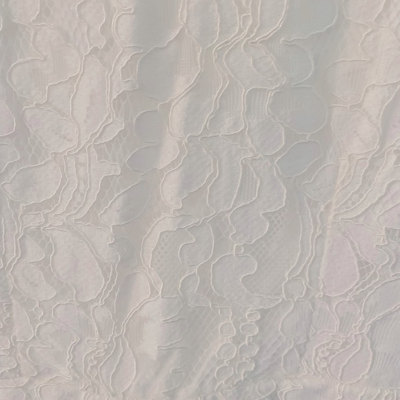 White lace dress - Picture 6 of 6